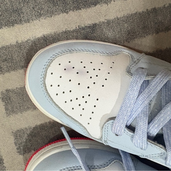 Jordan 1 Mid Youth - Picture 2 of 4